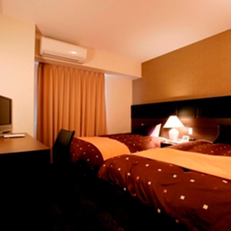 Hotel 1-2-3 Takasaki Habitación foto